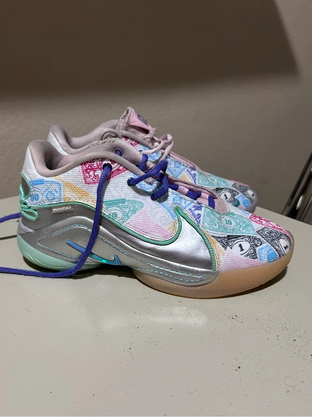 Kids Nike Monopoly sneakers GUC y4.5